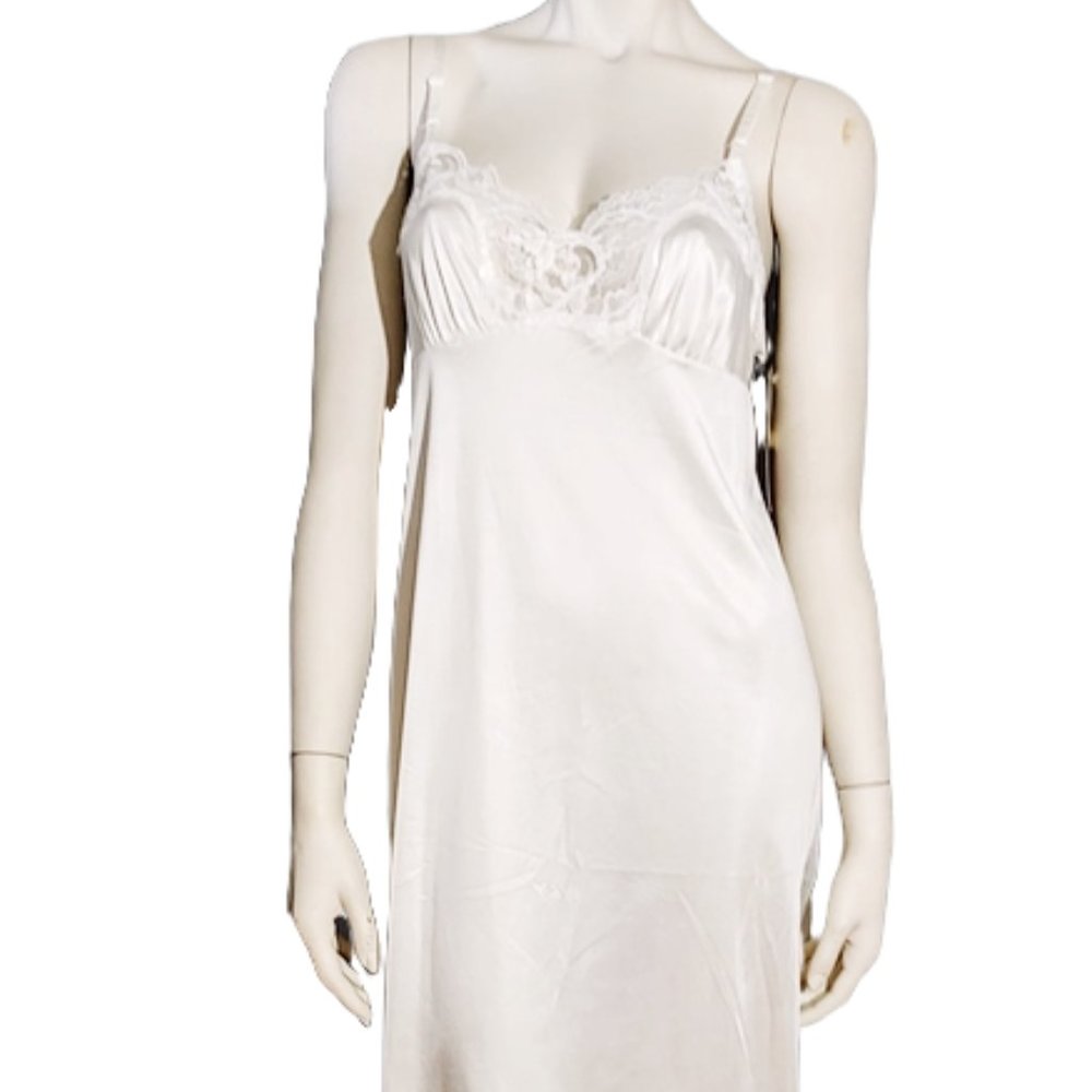 1980s Vintage White Nylon Full Slip Dress Chemise With Lace Never Worn NWTS